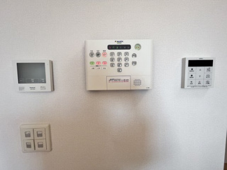 【セキュリティ】 | ゼピュロスみどりのA