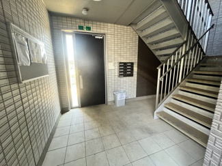 【ロビー】 | ゼピュロスみどりのA