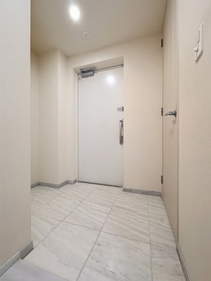 【玄関】 | スカイズタワー&ガーデン | 月額管理料無料！賃貸管理はアブレイズパートナーズにお任せを！