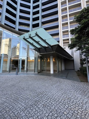 【エントランス】 | スカイズタワー&ガーデン | 月額管理料無料！賃貸管理はアブレイズパートナーズにお任せを！