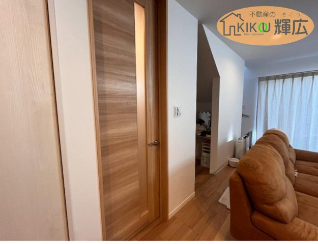 【居間・リビング】 | 加古川市別府町新野辺北町2丁目　中古戸建