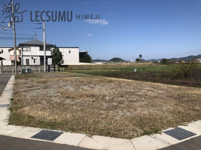 姫路市余部区上川原／6区画の外観
