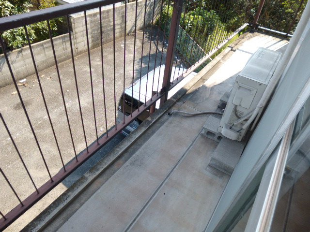 浅尾山ハイツのバルコニー