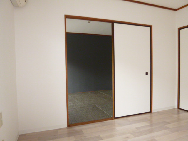 浅尾山ハイツの内装