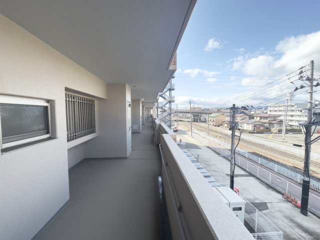 D’レスティアブランオーブ新田東のその他共用部分|住戸階廊下