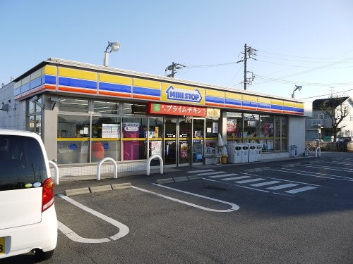 SOCIA優の周辺|【コンビニエンスストア】ミニストップ津白塚店まで1146ｍ