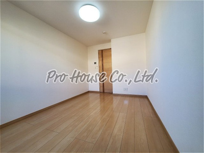 【洋室】 | ビバーチェ柳沢