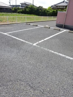 【駐車場】 | プリムヴェールⅡ | カースペースがあります