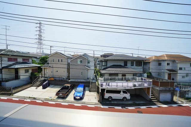 【横浜市旭区白根６丁目13-18全２棟新築戸建て１号棟】★仲介手数料無料★（不動丸小学校・鶴ヶ峰中学校）の展望