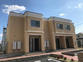 【エントランス】 | ロベリアチャコ