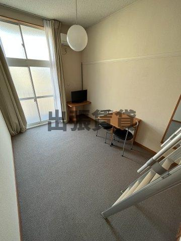 家具・家電付！レオパレス東大曽根の居間・リビング