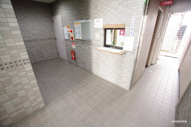 シティライフディナスティ新大阪　仲介手数料無料のロビー