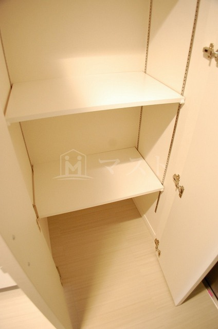 ＬＣ谷町六丁目の収納