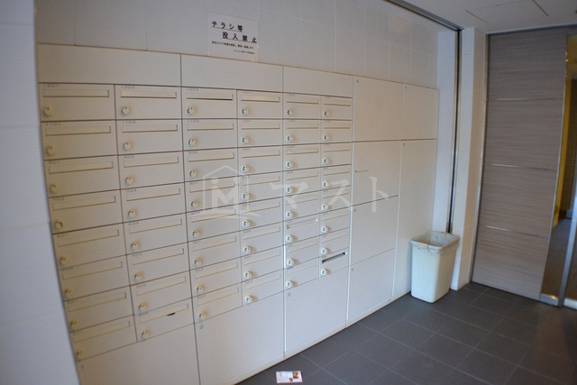 ＬＣ谷町六丁目のロビー