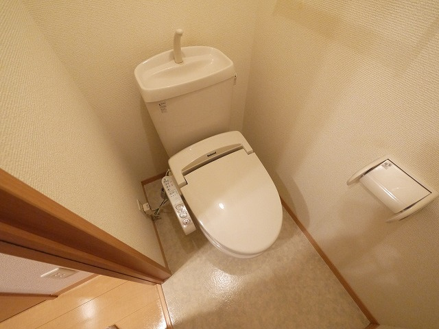 ラフィーネ松ヶ丘のトイレ|シンプルで使いやすいトイレです