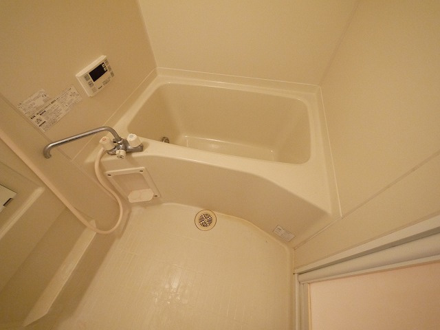 ラフィーネ松ヶ丘の浴室|日々の暮らしに欠かせないお風呂です