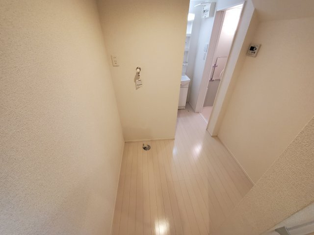 グリシーヌ岩槻本町の洗面所|洗濯機置き場