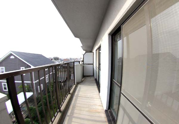 カワトコーポラスのバルコニー|陽当たり良好なバルコニーです