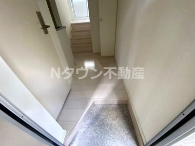 【玄関】 | STAGE杉栄 | 落ち着いた玄関です