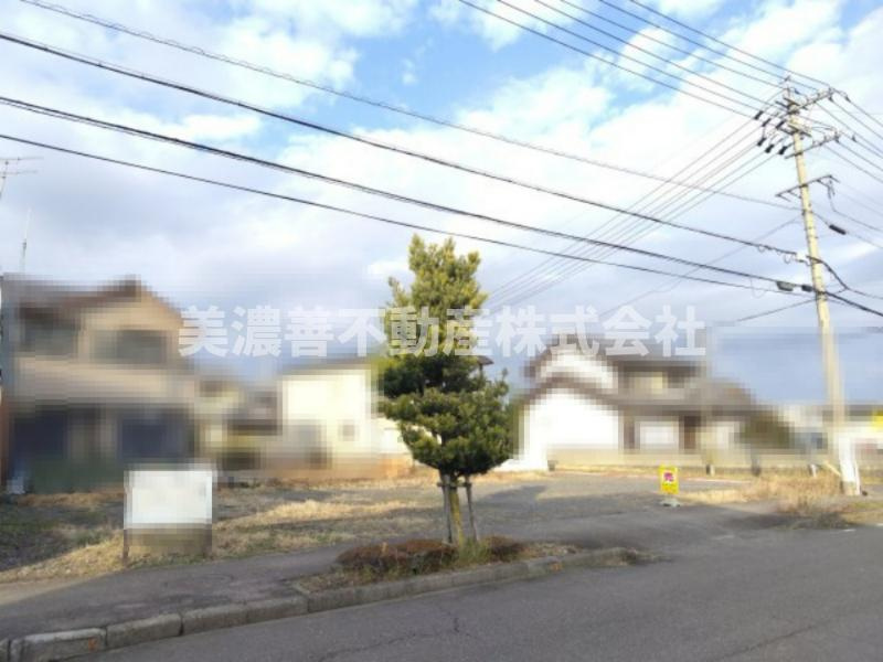 ６２３２９　本巣市下真桑土地の外観