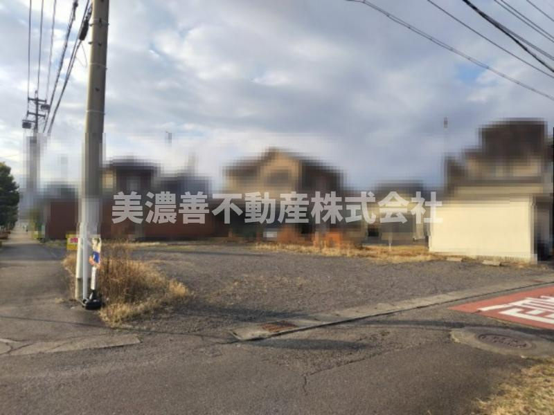 ６２３２９　本巣市下真桑土地の外観