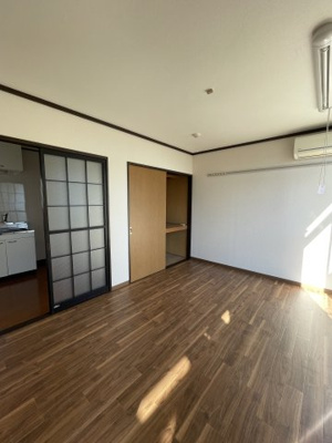 【居間・リビング】 | ハイツカトレア