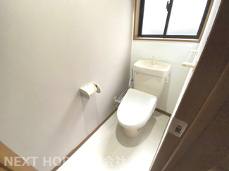 【トイレ】 | 尼崎市立花町１丁目中古テラスハウス | トイレは１階・２階に設けられております♪