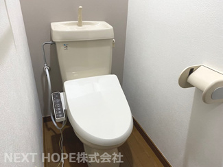 【トイレ】 | 尼崎市立花町１丁目中古テラスハウス | トイレは１か・２階に設けられております♪こちらは1階部分のトイレです！