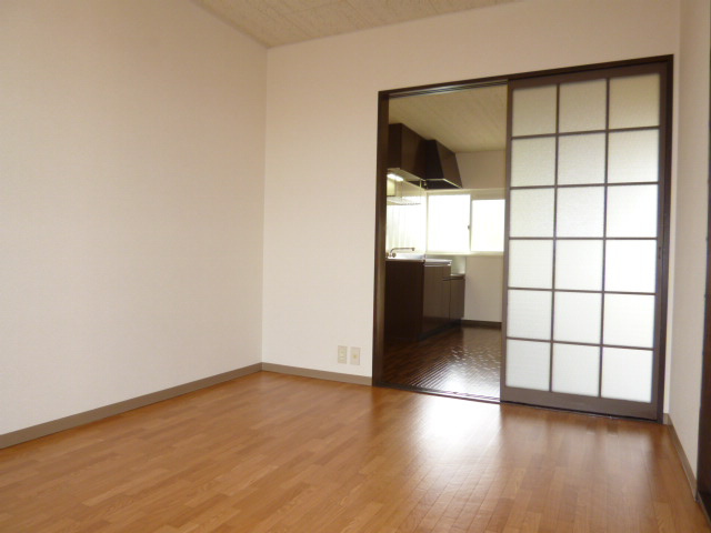 メゾンパーク旭Ａの洋室