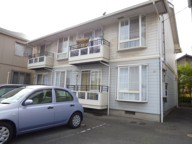 メゾンパーク旭Ａの駐車場