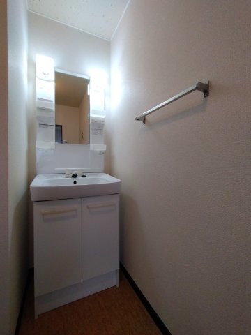 【独立洗面台】