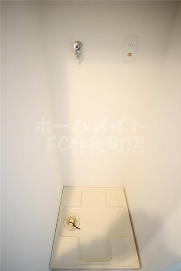 【設備】 | ラグゼドーム前II | 室内洗濯置き場です