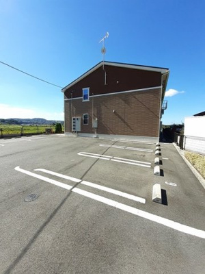 【駐車場】 | プランドール | 駐車場です