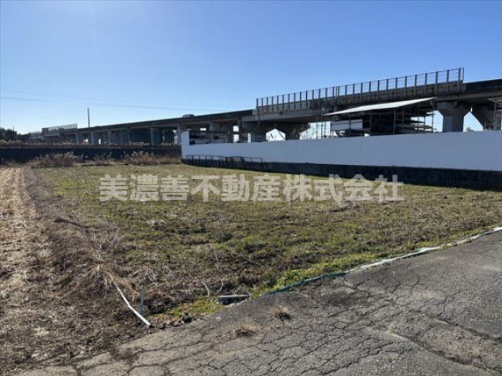 ６２３９１　各務原市那加五反田町土地の外観