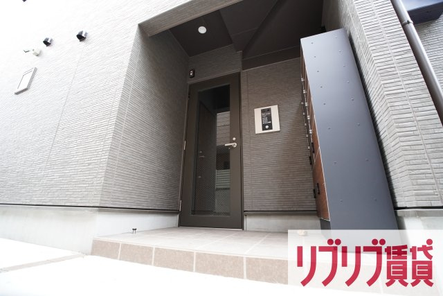 レジデンス東千葉のエントランス