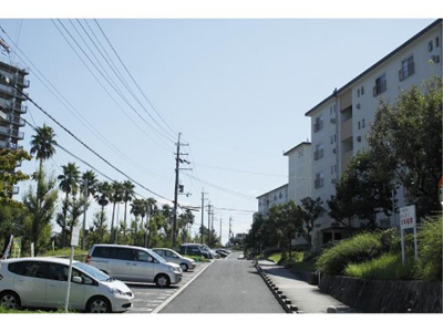 【駐車場】 | 泉北茶山台二丁3-17号棟