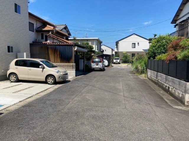売土地　羽島郡笠松町北及　45.49坪の前面道路含む現地写真|前面道路
