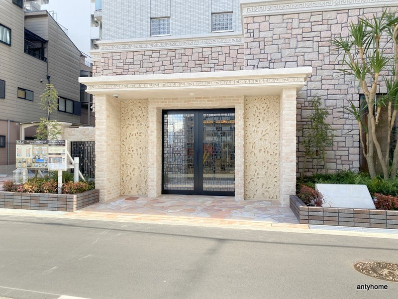 プレジオ天神橋ASIAN　仲介手数料無料のエントランス