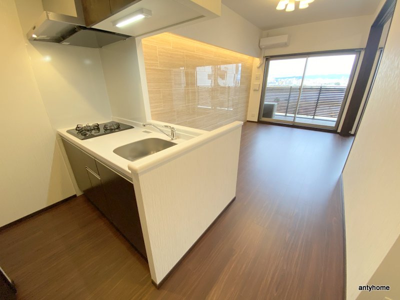 プレジオ天神橋ASIAN　仲介手数料無料の居間・リビング