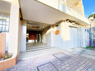 【エントランス】 | 清潔なエントランスです