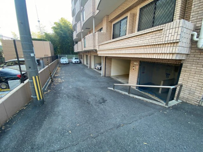 【駐車場】 | アヴィタシヨン東豊中