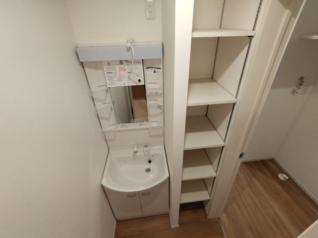 MELDIA岩槻Ⅵの独立洗面台