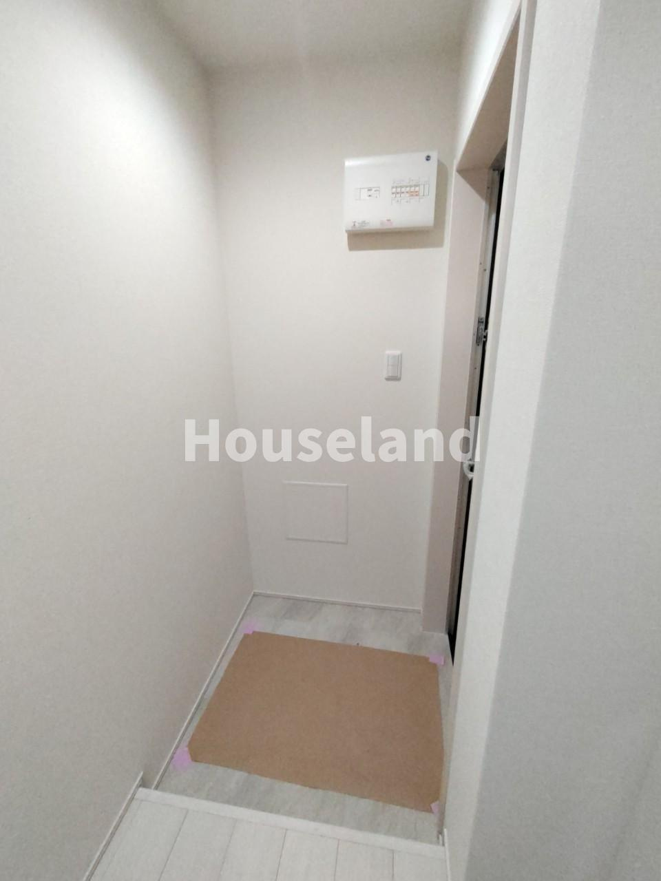 フジパレス新中通Ⅲ番館の玄関