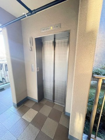 藤和シティコープ三郷公園のその他共用部分|エレベータになります。