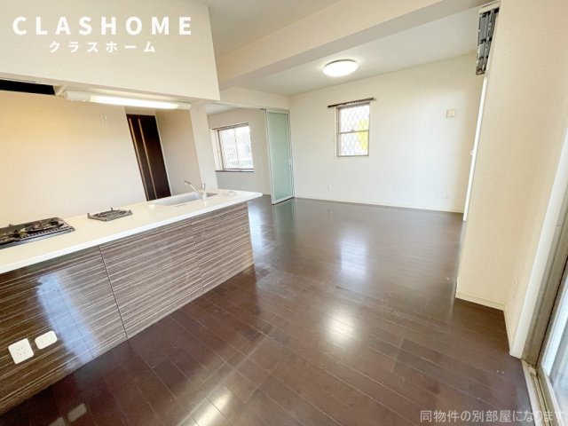 ラルゴの居間・リビング