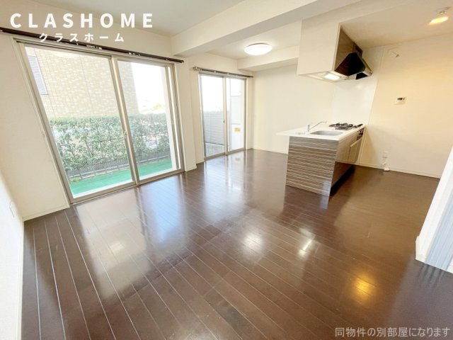 ラルゴの居間・リビング