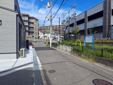 アンプルールmilleの周辺