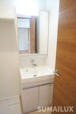 熊本市東区長嶺東６丁目のアパートの洗面所