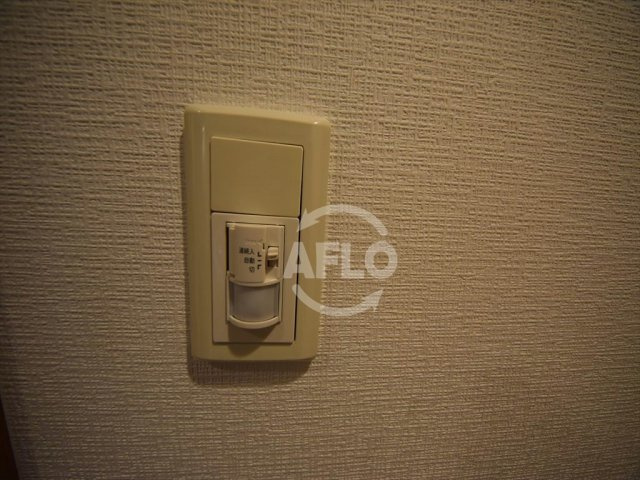 アクアプレイス南堀江の設備|アクアプレイス南堀江　人感センサー付き照明