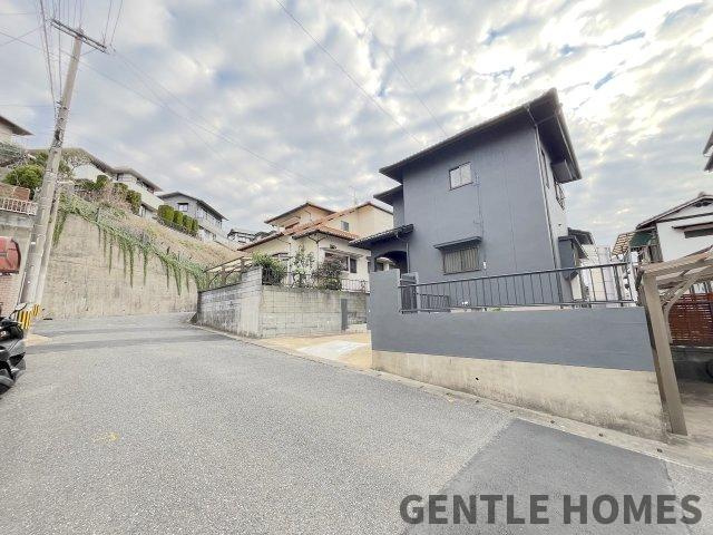 下原２丁目戸建ての前面道路含む現地写真